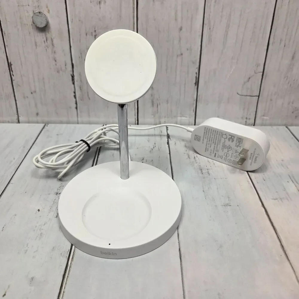 Belkin Boost Charge Pro 2-in-1 Wireless Charger Stand with MagSafe - White